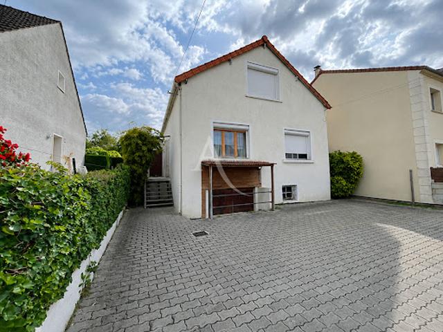 Vente Immeuble 8 pièces 209.5 m2 Tremblay en France