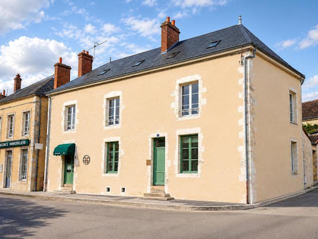 Vente Immeuble 8 pièces 230 m2 Bellême