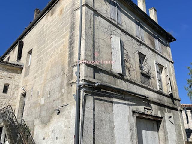 Vente Immeuble 8 pièces 270 m2 Gond Pontouvre