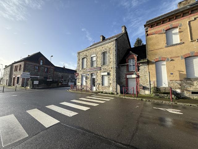 Vente Immeuble 8 pièces 270 m2 Montreuil sur Ille