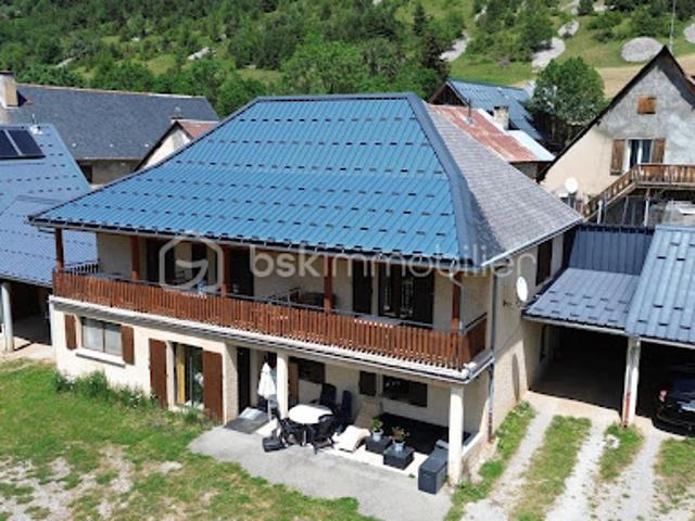 Vente Immeuble 9 pièces 152.21 m2 Dévoluy