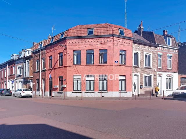 Vente Immeuble 9 pièces 161.5 m2 Tourcoing