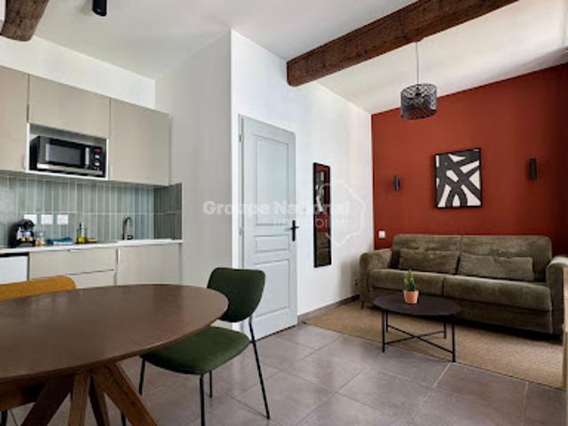 Vente Immeuble 9 pièces 156 m2 Nimes