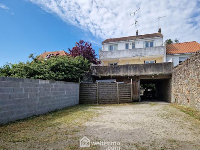 Vente Immeuble 9 pièces 166 m2 La Roche sur Yon