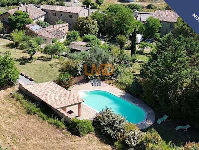 Vente Maison 11 pièces 257 m2 Saint Paul le Jeune