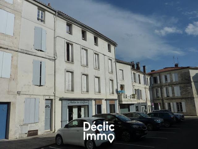 Vente Immeuble 0 pièces 461 m2 Saintes