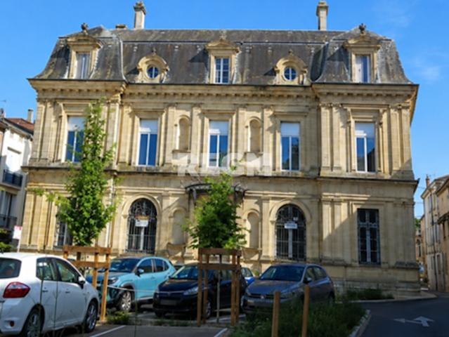 Vente Immeuble 0 pièces 750 m2 Villeneuve sur Lot