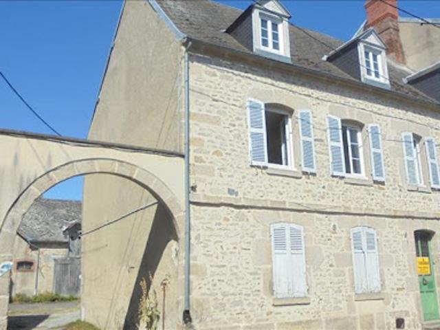 Vente Immeuble 0 pièces 0 m2 Dun le Palestel