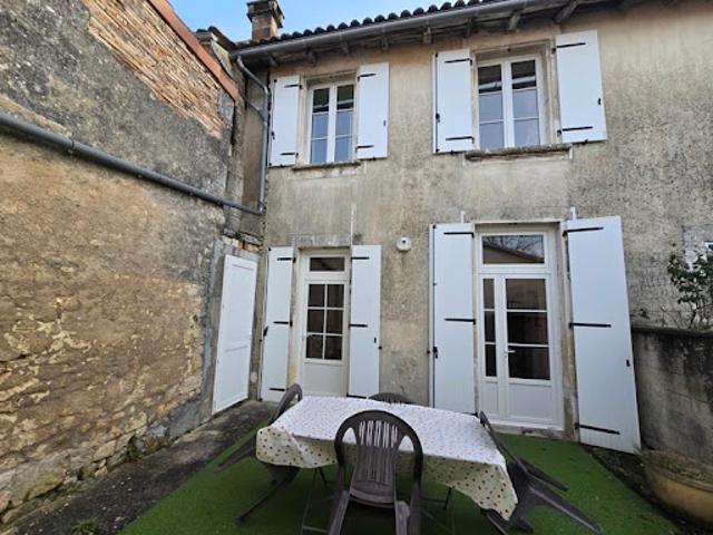 Vente Immeuble 0 pièces 0 m2 Jonzac