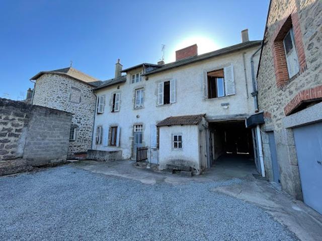 Vente Immeuble 0 pièces 204 m2 Le Mayet de Montagne