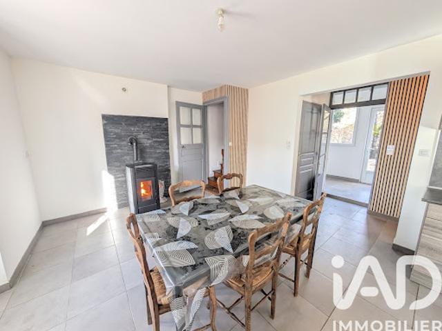 Vente Immeuble 0 pièces 211 m2 Lussac les Châteaux