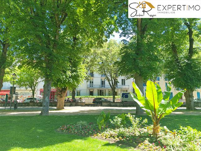 Vente Immeuble 0 pièces 247 m2 Néris les Bains