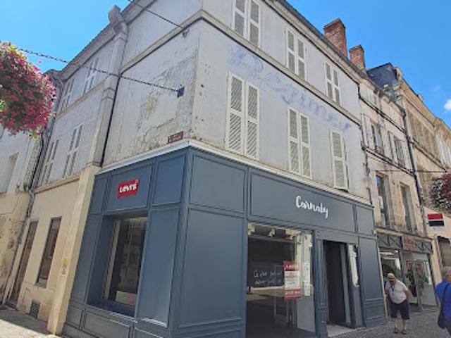Vente Immeuble 0 pièces 335 m2 Cognac