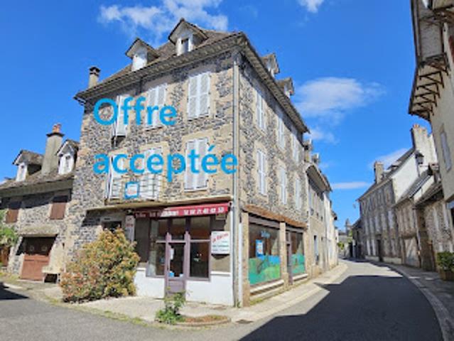 Vente Immeuble 0 pièces 360 m2 Pleaux