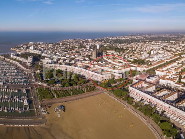 Vente Immeuble 0 pièces 394 m2 Royan