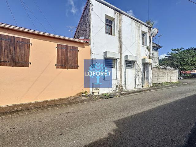 Vente Immeuble 13 pièces 0 m2 Saint Pierre