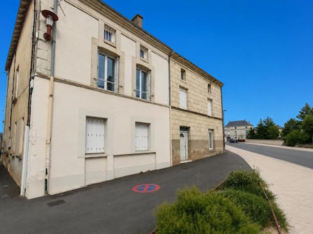 Vente Immeuble 13 pièces 215 m2 Lencloître