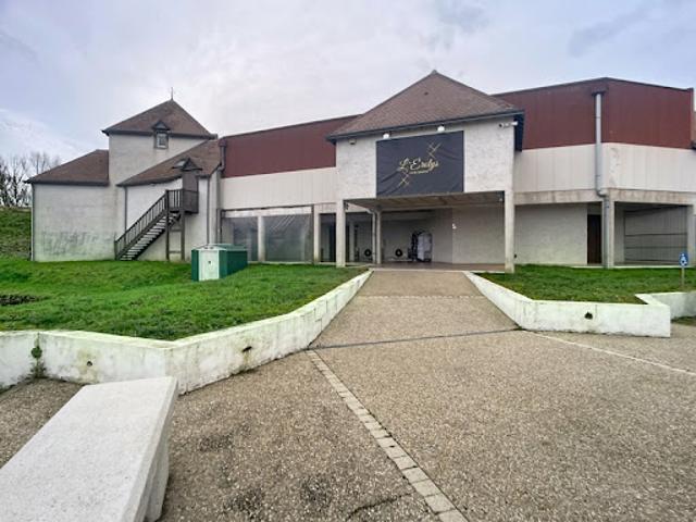Vente Immeuble 10 pièces 1400 m2 Cangey