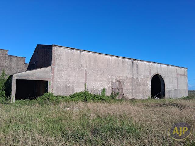 Vente Immeuble 10 pièces 1500 m2 Saint Seurin de Cadourne