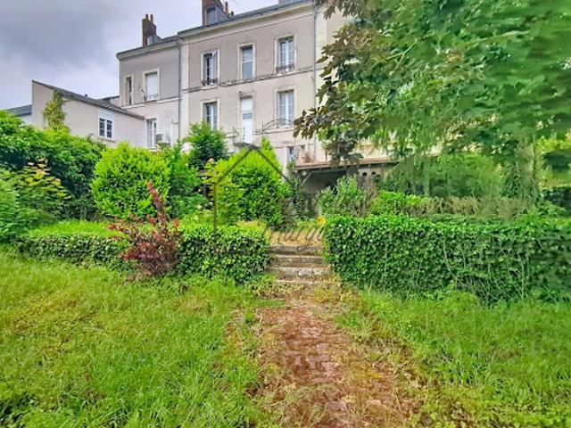 Vente Immeuble 10 pièces 165 m2 Château Renault