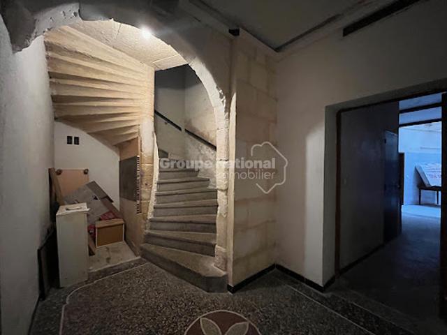 Vente Immeuble 10 pièces 230 m2 Arles