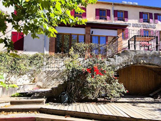 Vente Immeuble 10 pièces 240 m2 Beauvezer