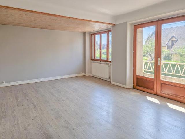 Vente Immeuble 10 pièces 270 m2 Belley