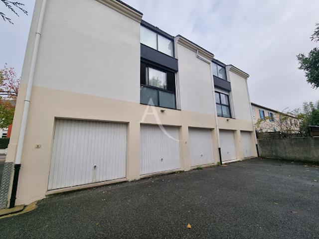 Vente Immeuble 10 pièces 290.36 m2 Nantes