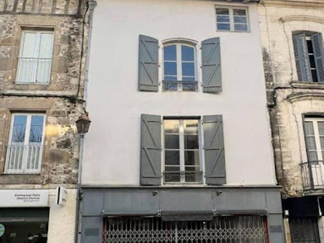 Vente Immeuble 10 pièces 315 m2 Nontron