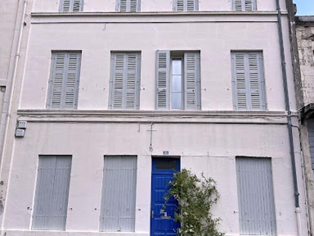 Vente Immeuble 11 pièces 200 m2 Rochefort