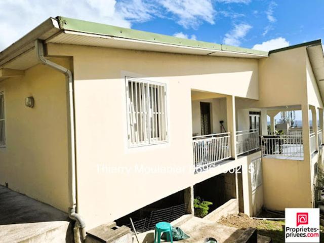 Vente Immeuble 11 pièces 271 m2 Schoelcher