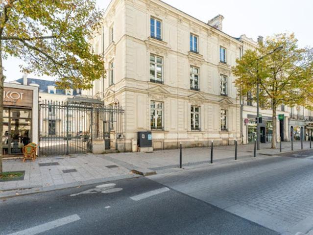 Vente Immeuble 11 pièces 547 m2 Angers