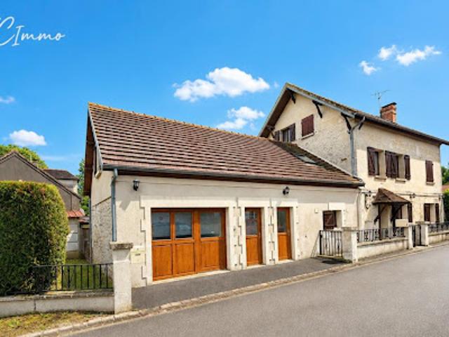 Vente Immeuble 12 pièces 215 m2 Crepy en valois