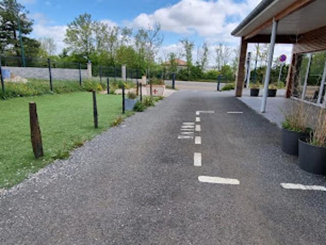 Vente Immeuble 12 pièces 244 m2 La Cavalerie