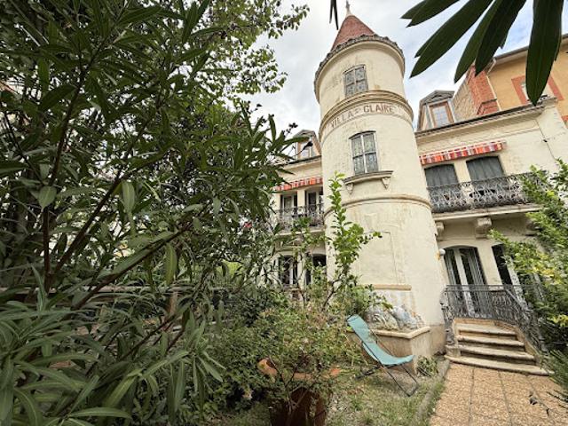 Vente Immeuble 12 pièces 331.85 m2 Amélie les Bains Palalda