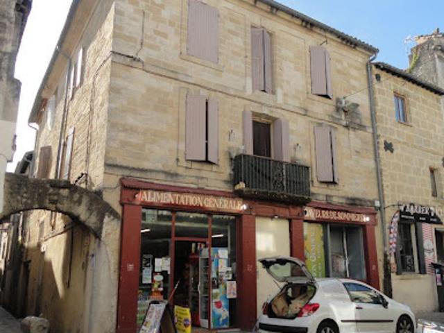 Vente Immeuble 12 pièces Sommieres