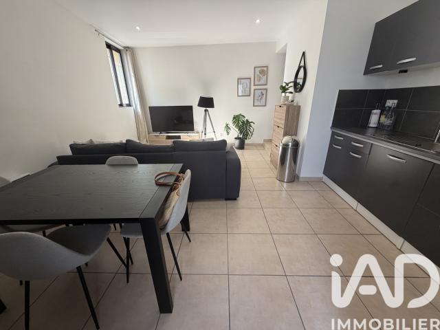 Vente Murs commerciaux 15 000 m²