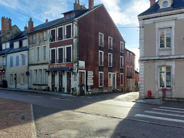 Vente Immeuble 136 m2 Château Chinon Ville