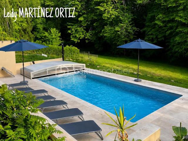 Vente Immeuble 17 pièces 360 m2 Cazaubon