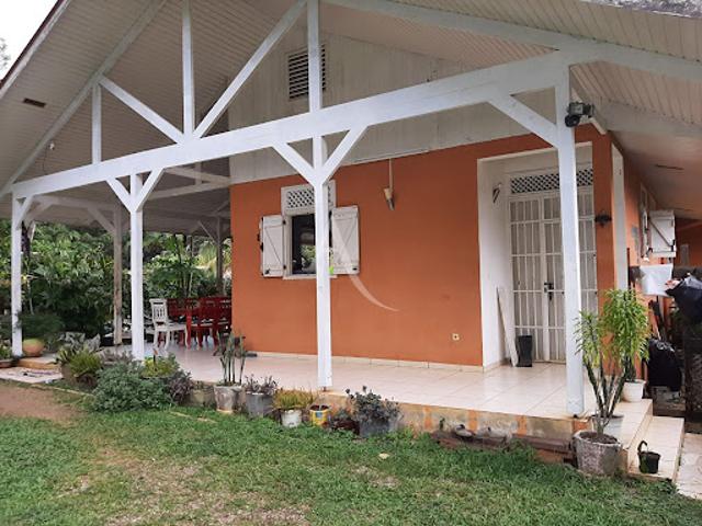 Vente Immeuble 14 pièces 365 m2 Cayenne