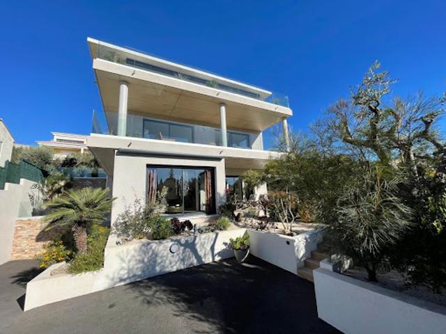 Vente Immeuble 14 pièces 370 m2 Bandol