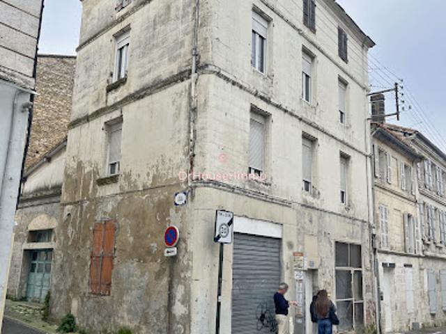 Vente Immeuble 15 pièces 300 m2 Angouleme