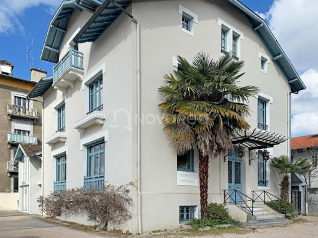 Vente Immeuble 15 pièces 488 m2 Pau