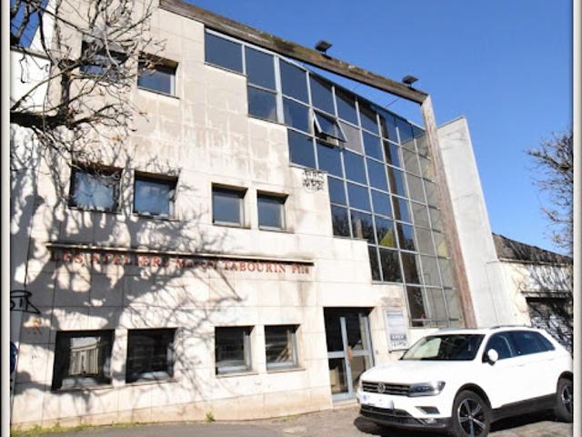 Vente Immeuble 15 pièces 700 m2 Vitry sur Seine