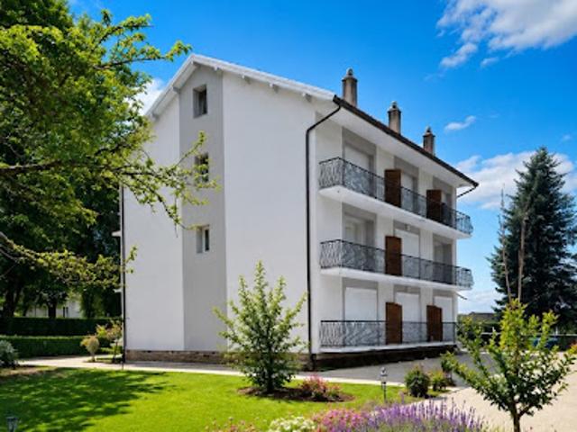 Vente Immeuble 16 pièces 253 m2 La Vôge les Bains