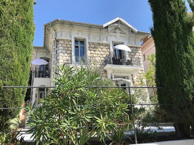 Vente Immeuble 16 pièces 265 m2 Nice