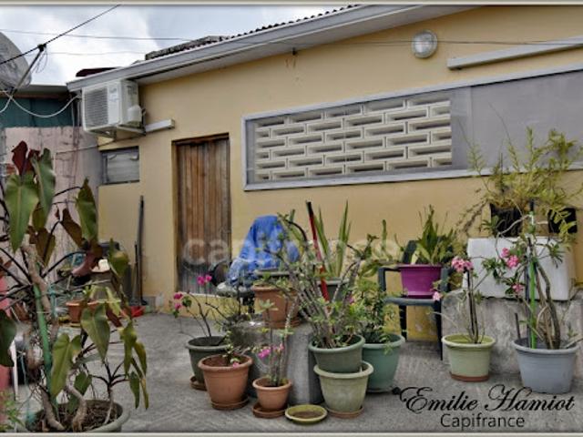 Vente Immeuble 16 pièces 298 m2 Saint Pierre