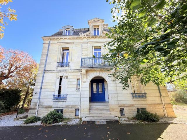 Vente Immeuble 16 pièces 500 m2 Begles