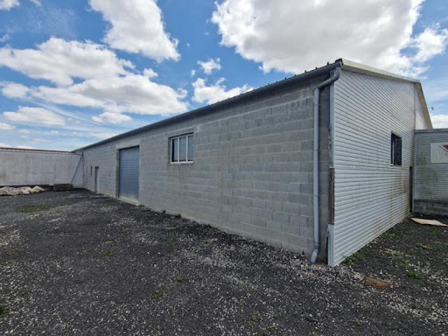 Vente Immeuble 1 pièce 250 m2 Saint Jean d'Angély