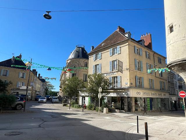 Vente Immeuble 20 pièces 503 m2 Gray